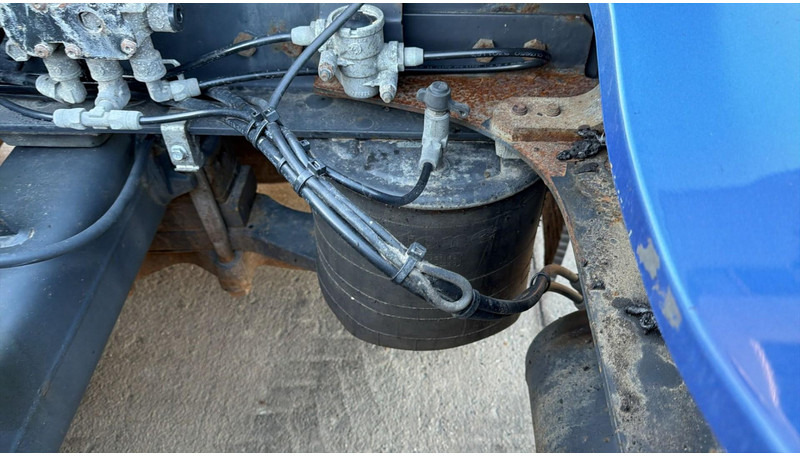 Tractor unit Scania r560 (EURO 5 / MANUAL GEARBOX / 6X2 / BELGIAN TRUCK / PERFECT CONDITION / FULL AIR / RETARDER): picture 12