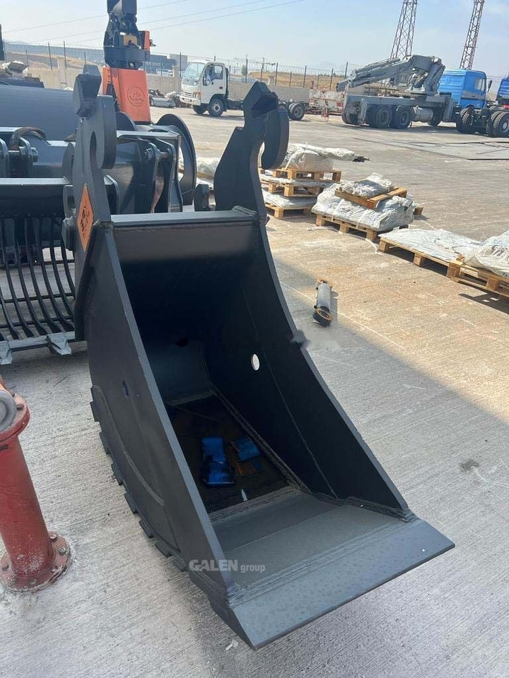 Case CS210 Channel Bucket - Excavator bucket: picture 4 Case CS210 Channel Bucket - Excavator bucket: picture 4