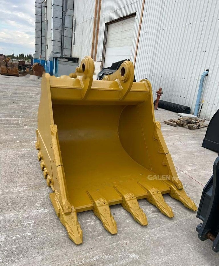 Caterpillar 336 Rock Bucket - Excavator bucket: picture 1 Caterpillar 336 Rock Bucket - Excavator bucket: picture 1