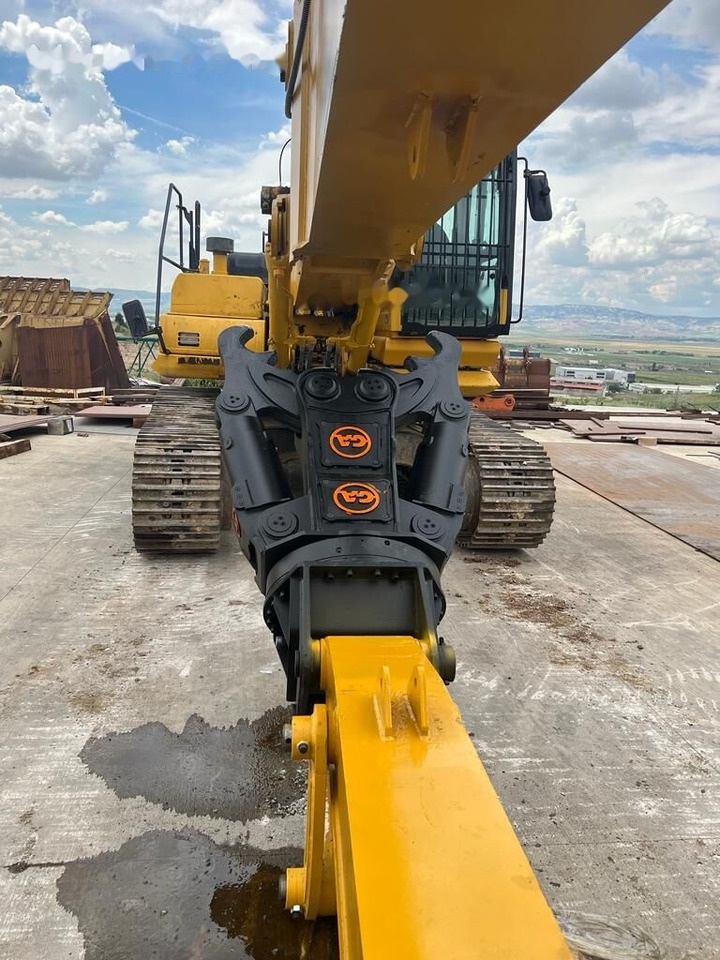 Komatsu PC350 Demolition Boom-Arm Manufacturing - Demolition shears: picture 4 Komatsu PC350 Demolition Boom-Arm Manufacturing - Demolition shears: picture 4