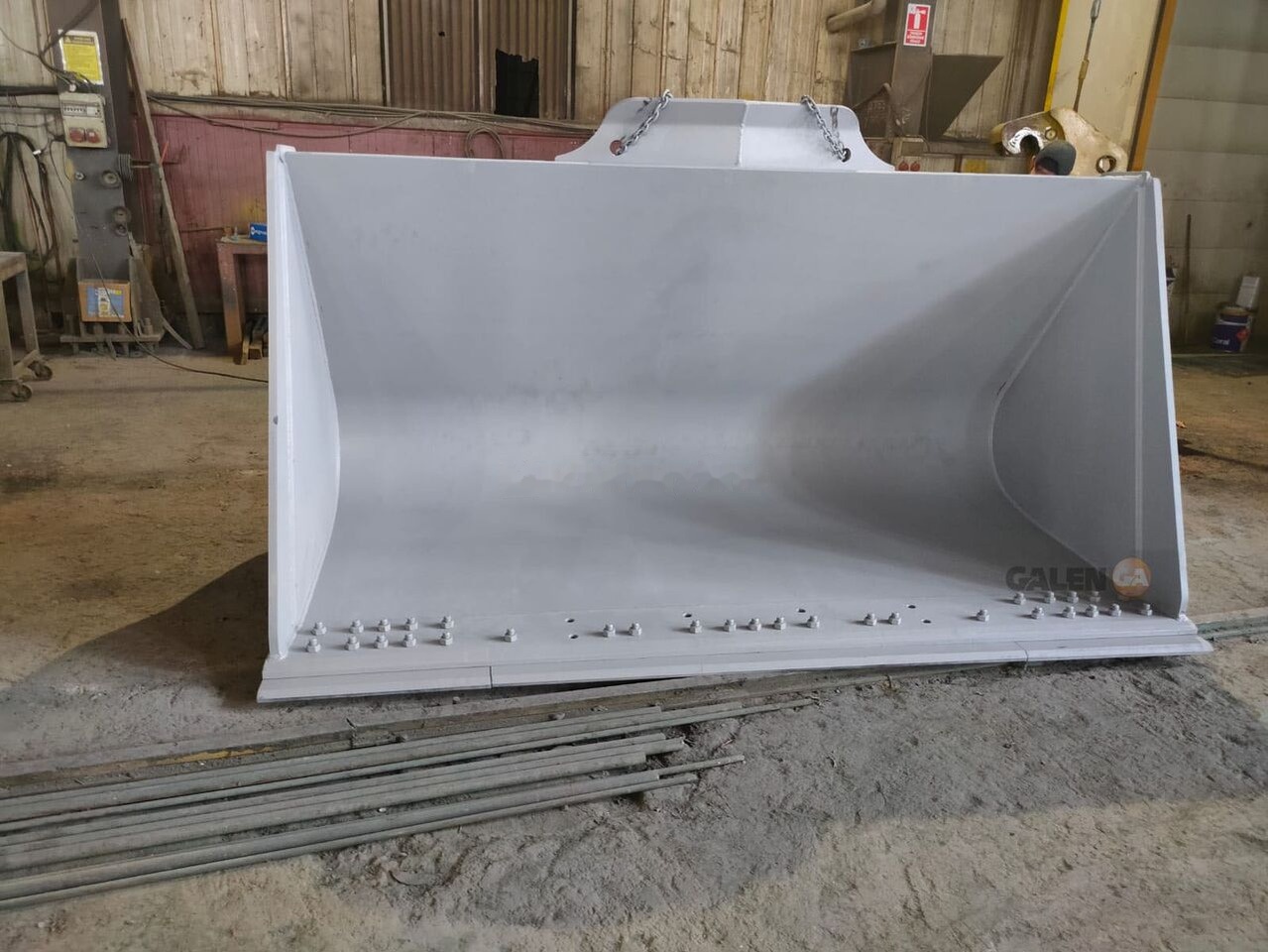 Volvo L110 General Purpose Bucket - Loader bucket: picture 2 Volvo L110 General Purpose Bucket - Loader bucket: picture 2