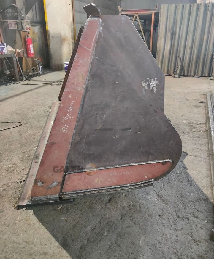 Volvo L110 General Purpose Bucket - Loader bucket: picture 4 Volvo L110 General Purpose Bucket - Loader bucket: picture 4