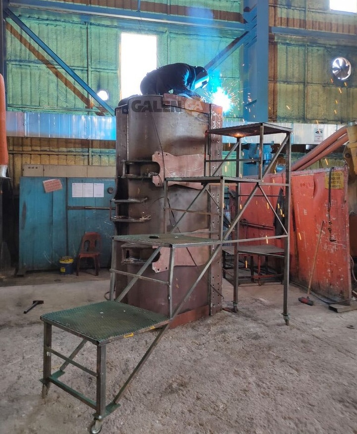 Volvo L110 General Purpose Bucket - Loader bucket: picture 1 Volvo L110 General Purpose Bucket - Loader bucket: picture 1