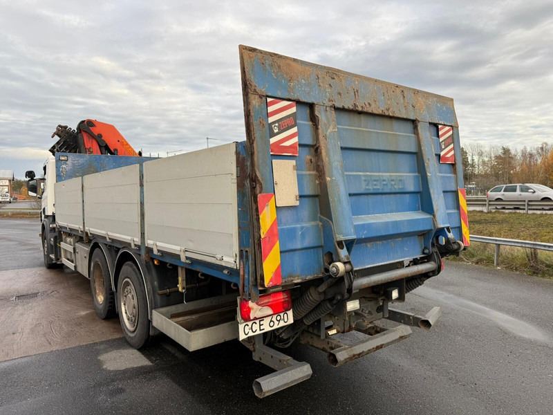 Scania P310 - Dropside/ Flatbed truck, Crane truck: picture 3 Scania P310 - Dropside/ Flatbed truck, Crane truck: picture 3