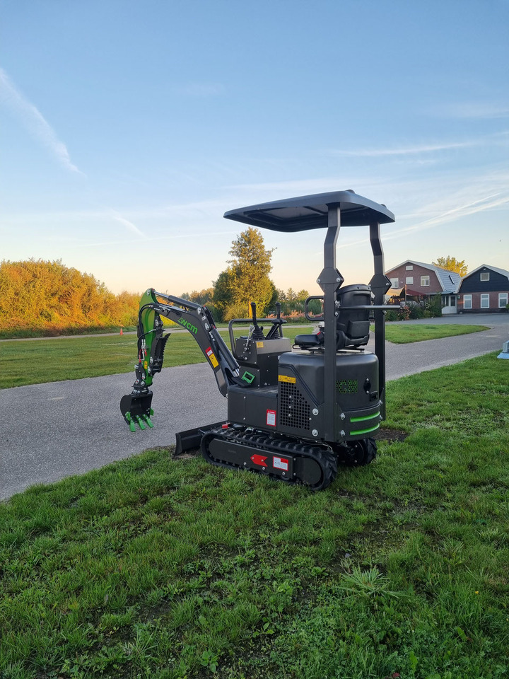 WCM CTX 8010 Diesel - Mini excavator: picture 4 WCM CTX 8010 Diesel - Mini excavator: picture 4