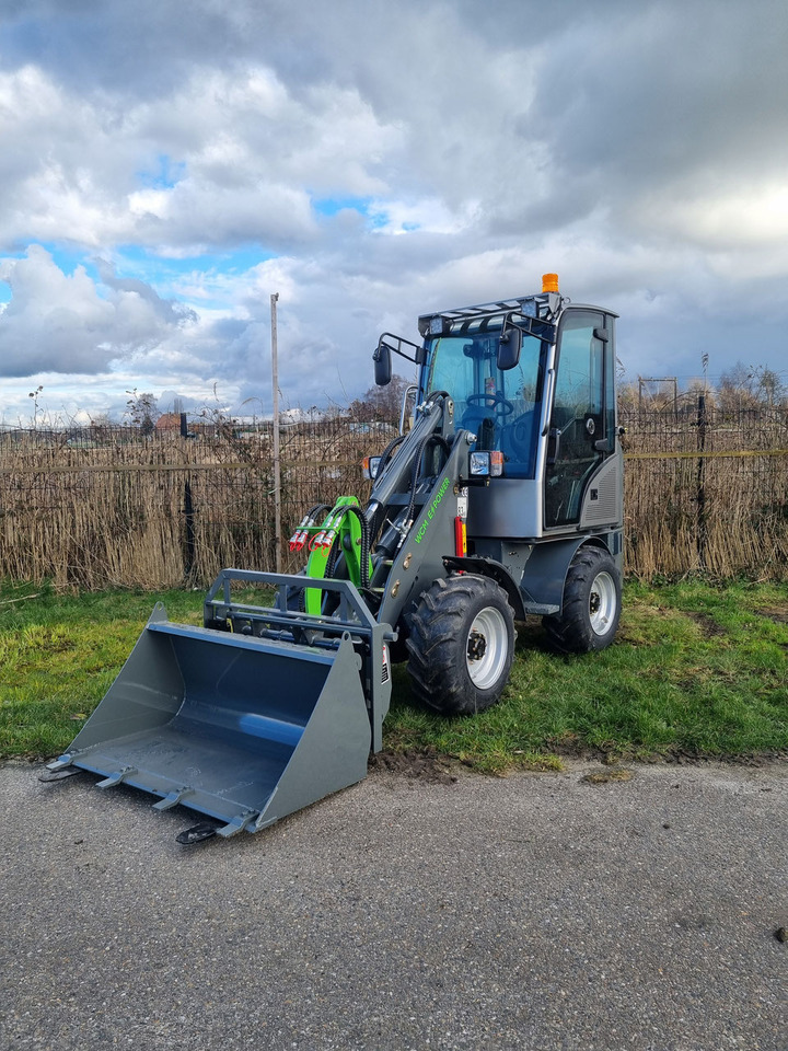 WCM-L2310e - Wheel loader: picture 2 WCM-L2310e - Wheel loader: picture 2