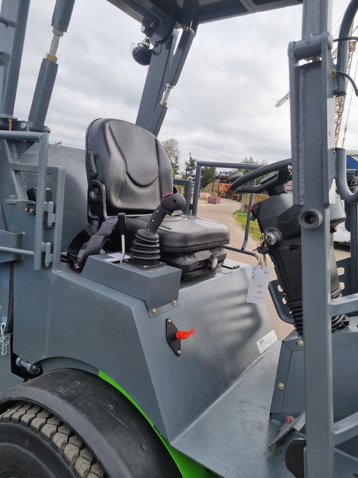 New Wheel loader WCM L2316: picture 17 New Wheel loader WCM L2316: picture 17