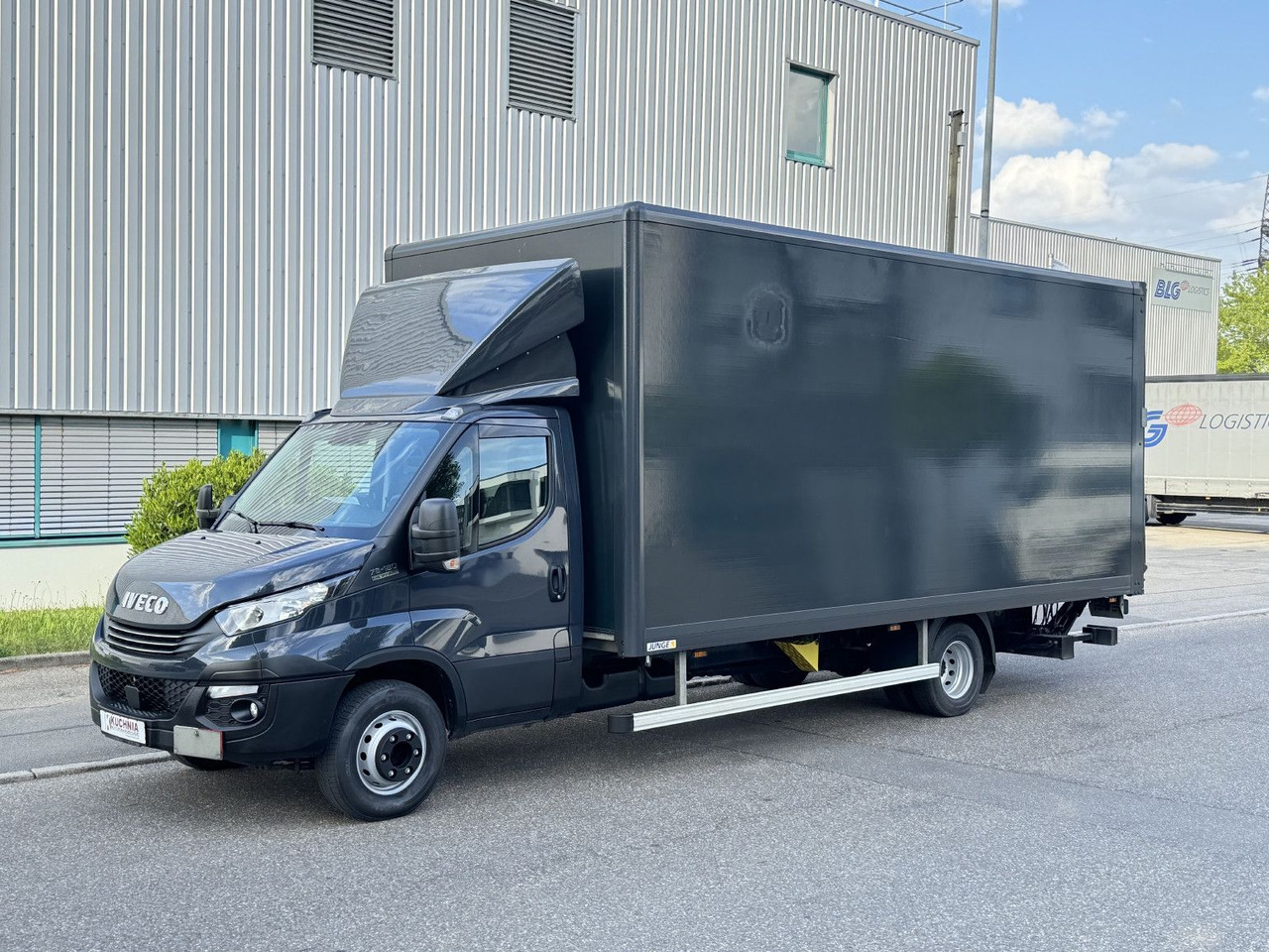 Iveco Daily 72c180 Hi-Matic Koffer LBW Luftgef. Klima - Closed box van: picture 3 Iveco Daily 72c180 Hi-Matic Koffer LBW Luftgef. Klima - Closed box van: picture 3
