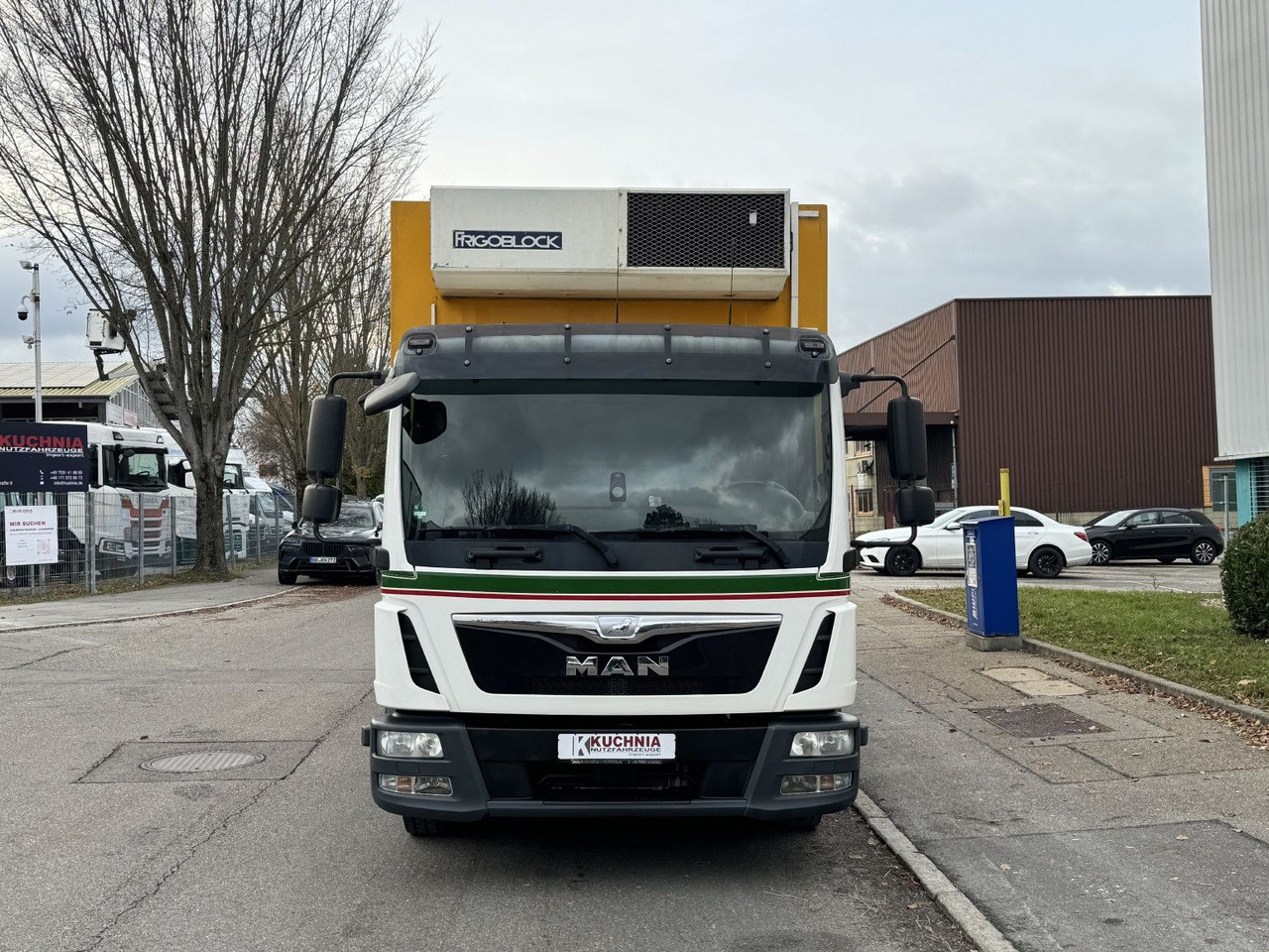 MAN TGL 12.250 Tiefkühlkoffer 6m LBW E6 Klima Autom - Refrigerated truck: picture 2 MAN TGL 12.250 Tiefkühlkoffer 6m LBW E6 Klima Autom - Refrigerated truck: picture 2