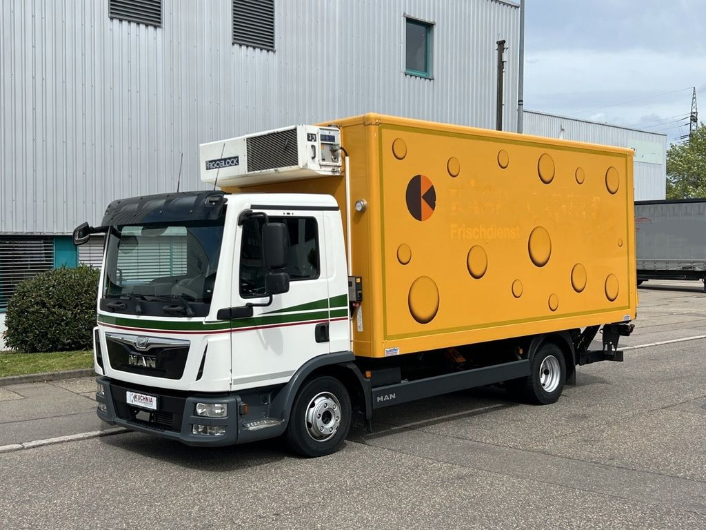 MAN TGL 8.220 Kühlkoffer 5,26m LBW Klima Luftgef. MAN TGL 8.220 Kühlkoffer 5,26m LBW Klima Luftgef. - Refrigerated delivery van: picture 3 MAN TGL 8.220 Kühlkoffer 5,26m LBW Klima Luftgef. MAN TGL 8.220 Kühlkoffer 5,26m LBW Klima Luftgef. - Refrigerated delivery van: picture 3