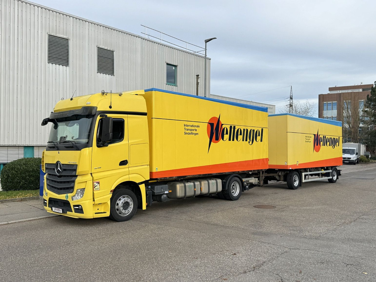 Mercedes-Benz Actros 1848 LL Gr.Haus AWL-Möbelkoffer uLBW - Box truck: picture 5 Mercedes-Benz Actros 1848 LL Gr.Haus AWL-Möbelkoffer uLBW - Box truck: picture 5