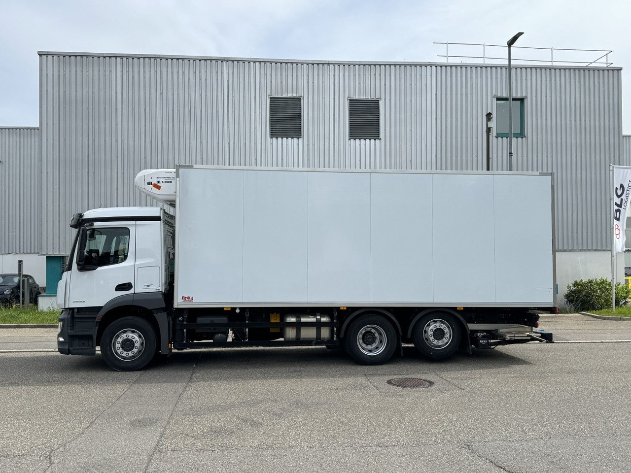 Mercedes-Benz Antos 2533L Kühlkoffer TK T-800R Lenkachse TOP - Refrigerated truck: picture 5 Mercedes-Benz Antos 2533L Kühlkoffer TK T-800R Lenkachse TOP - Refrigerated truck: picture 5