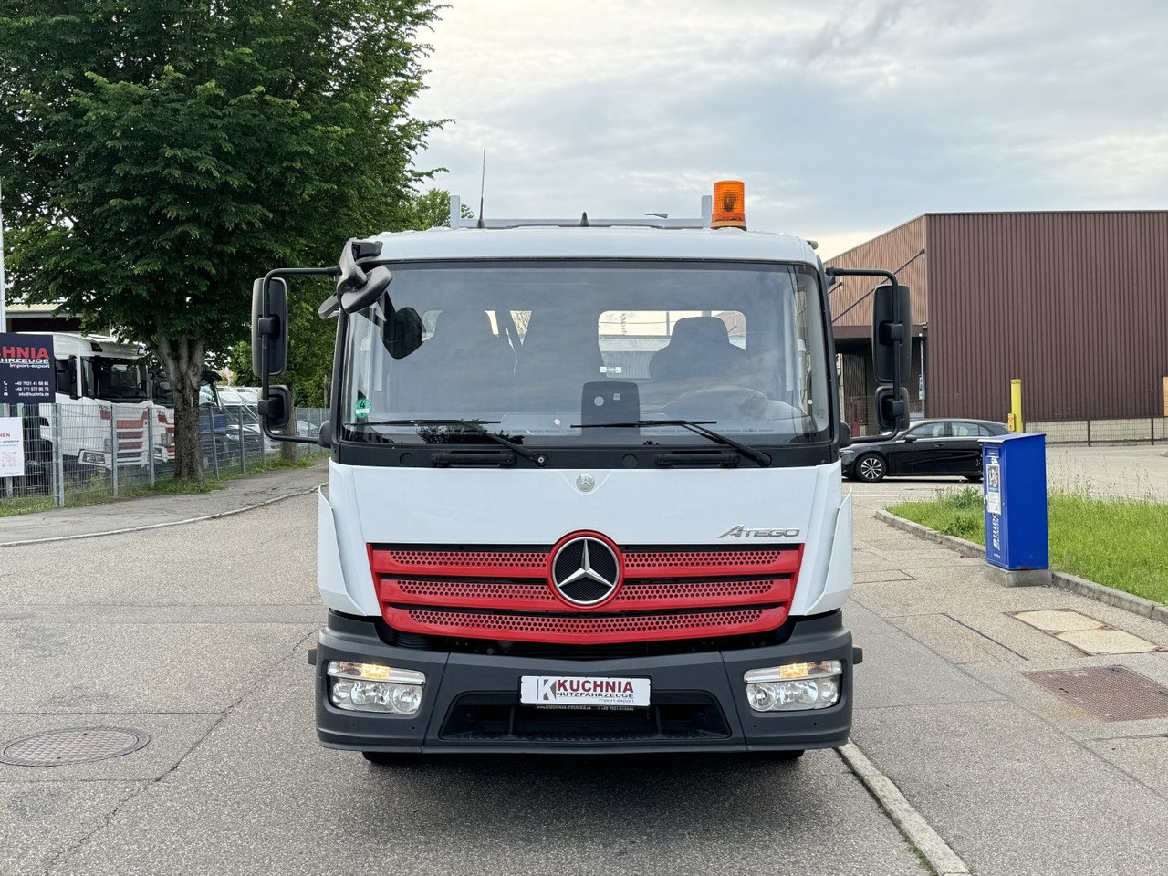 Mercedes-Benz Atego 1223 K Dreiseitenkipper 2xAHK 3-Sitze E6 - Tipper: picture 3 Mercedes-Benz Atego 1223 K Dreiseitenkipper 2xAHK 3-Sitze E6 - Tipper: picture 3