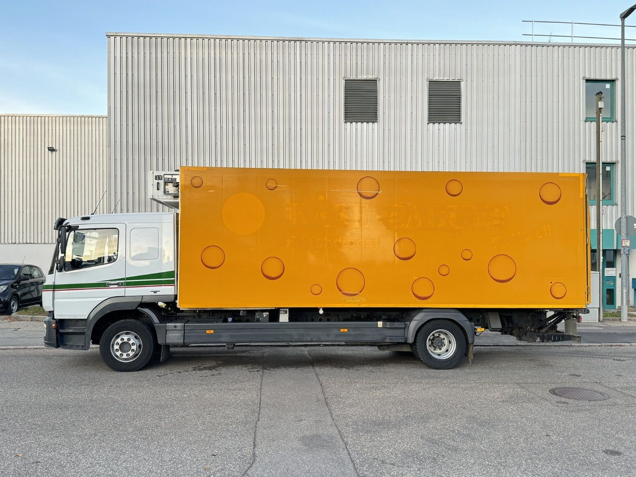 Mercedes-Benz Atego 1524 L-Haus Tiefkühlkoffer 6,9m LBW Tür - Refrigerated truck: picture 4 Mercedes-Benz Atego 1524 L-Haus Tiefkühlkoffer 6,9m LBW Tür - Refrigerated truck: picture 4