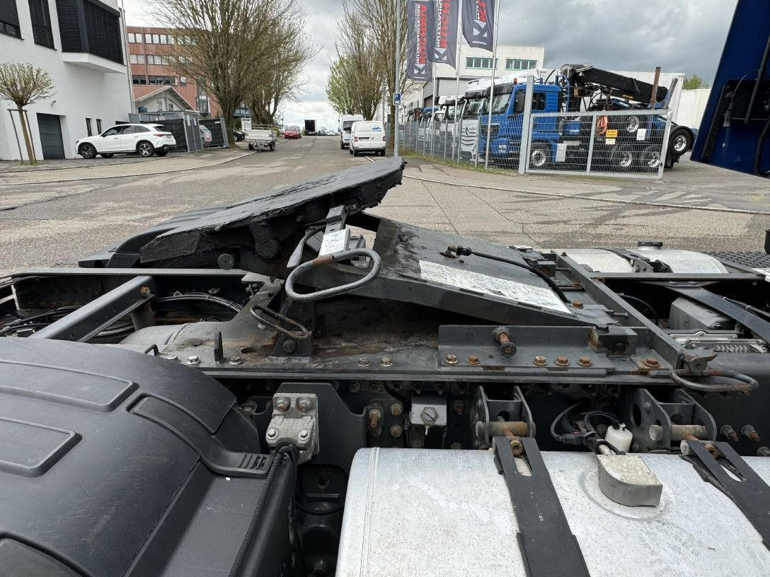 Renault T460 S-Cab X-Low 2-Tanks Hubsattel Standklima - Tractor unit: picture 2 Renault T460 S-Cab X-Low 2-Tanks Hubsattel Standklima - Tractor unit: picture 2
