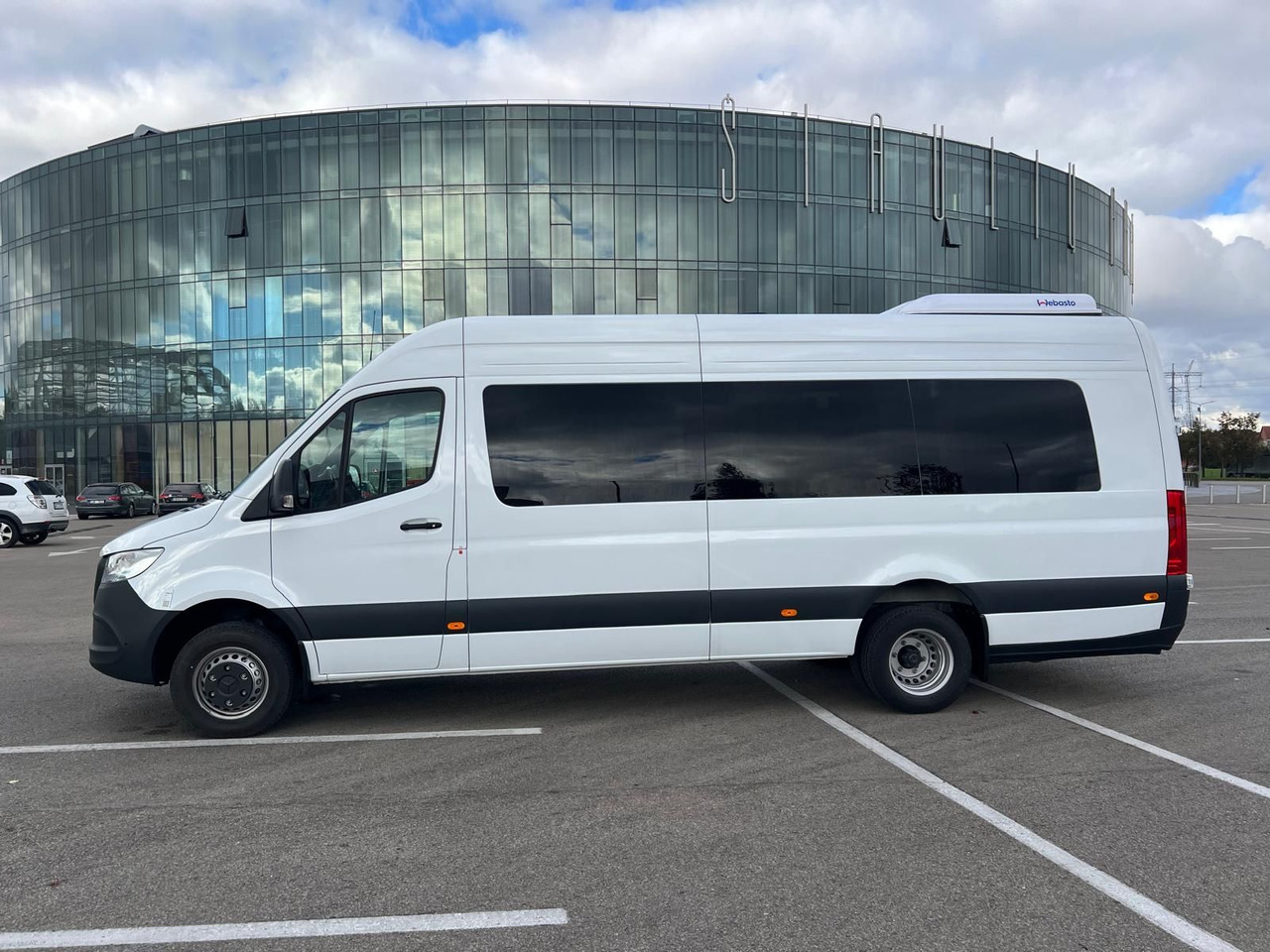 Mercedes-Benz Sprinter 517 Komfort XL, 21 SS - Minibus, People carrier: picture 4 Mercedes-Benz Sprinter 517 Komfort XL, 21 SS - Minibus, People carrier: picture 4