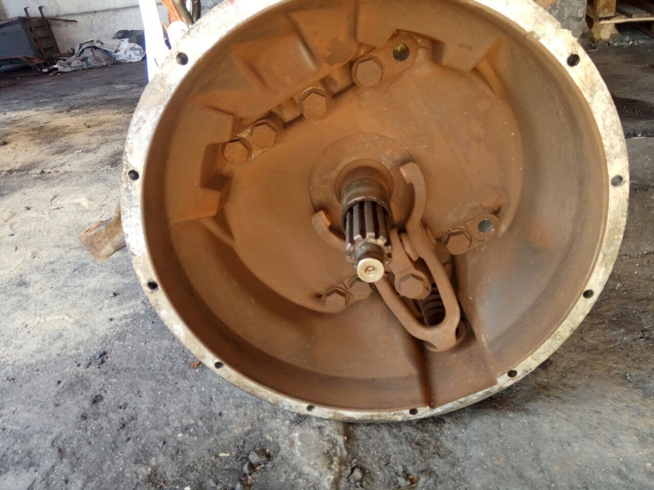 MAN fs8309AH 81320036493 - Gearbox for Truck: picture 4 MAN fs8309AH 81320036493 - Gearbox for Truck: picture 4