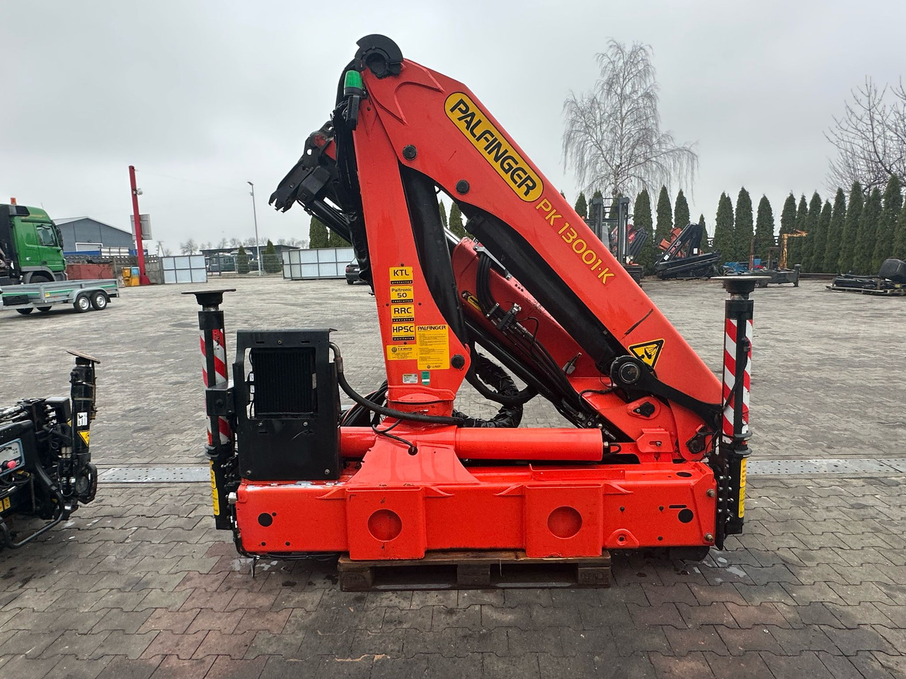 Palfinger PK13001K - Truck mounted crane: picture 1 Palfinger PK13001K - Truck mounted crane: picture 1
