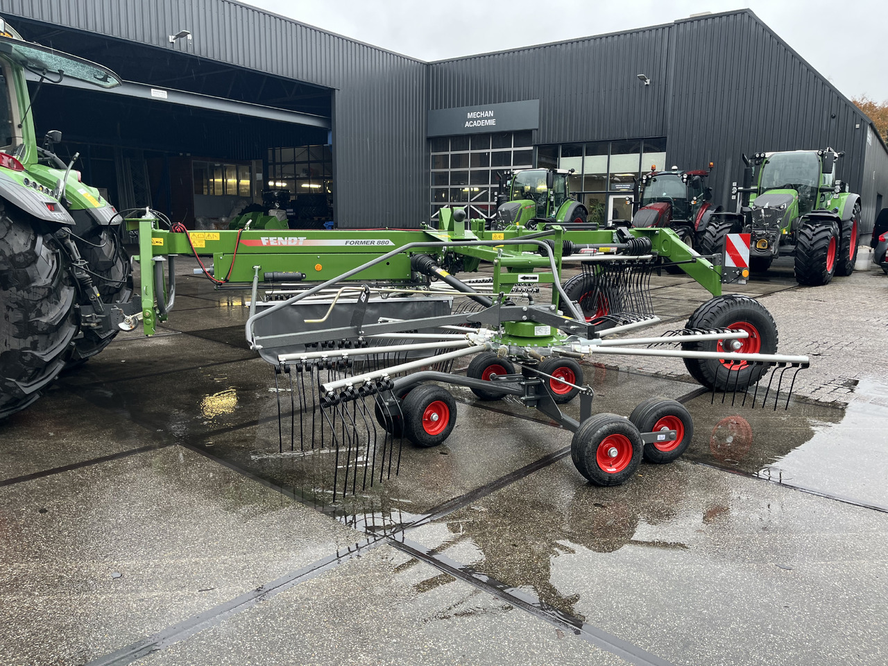 FENDT Former 880 - Tedder/ Rake: picture 5 FENDT Former 880 - Tedder/ Rake: picture 5