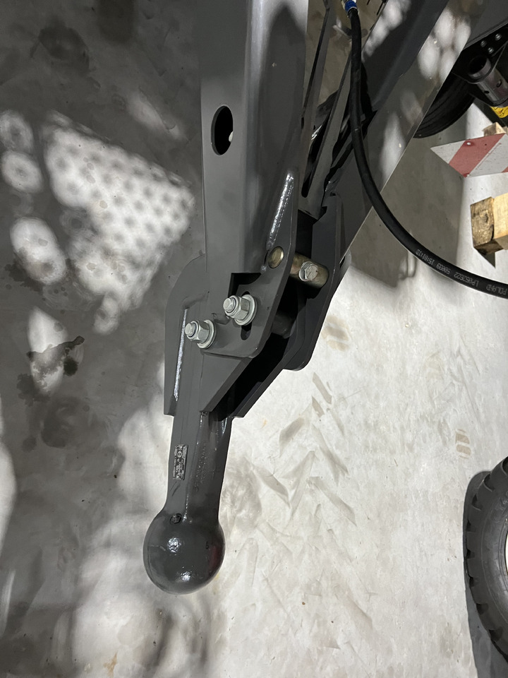 FENDT Rotana 130F Combi MY24 - Bale wrapper: picture 5 FENDT Rotana 130F Combi MY24 - Bale wrapper: picture 5