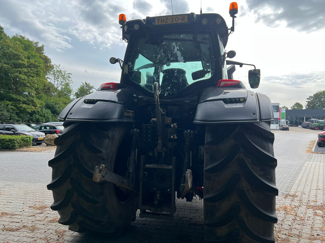 Farm tractor Valtra T174 Versu: picture 9