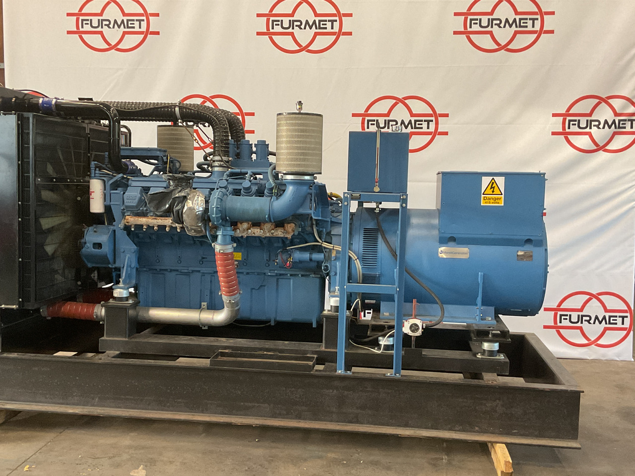 MTU 16V2000, 900KVA generatorset. Like brand new. Low standby hours - Generator set: picture 3 MTU 16V2000, 900KVA generatorset. Like brand new. Low standby hours - Generator set: picture 3
