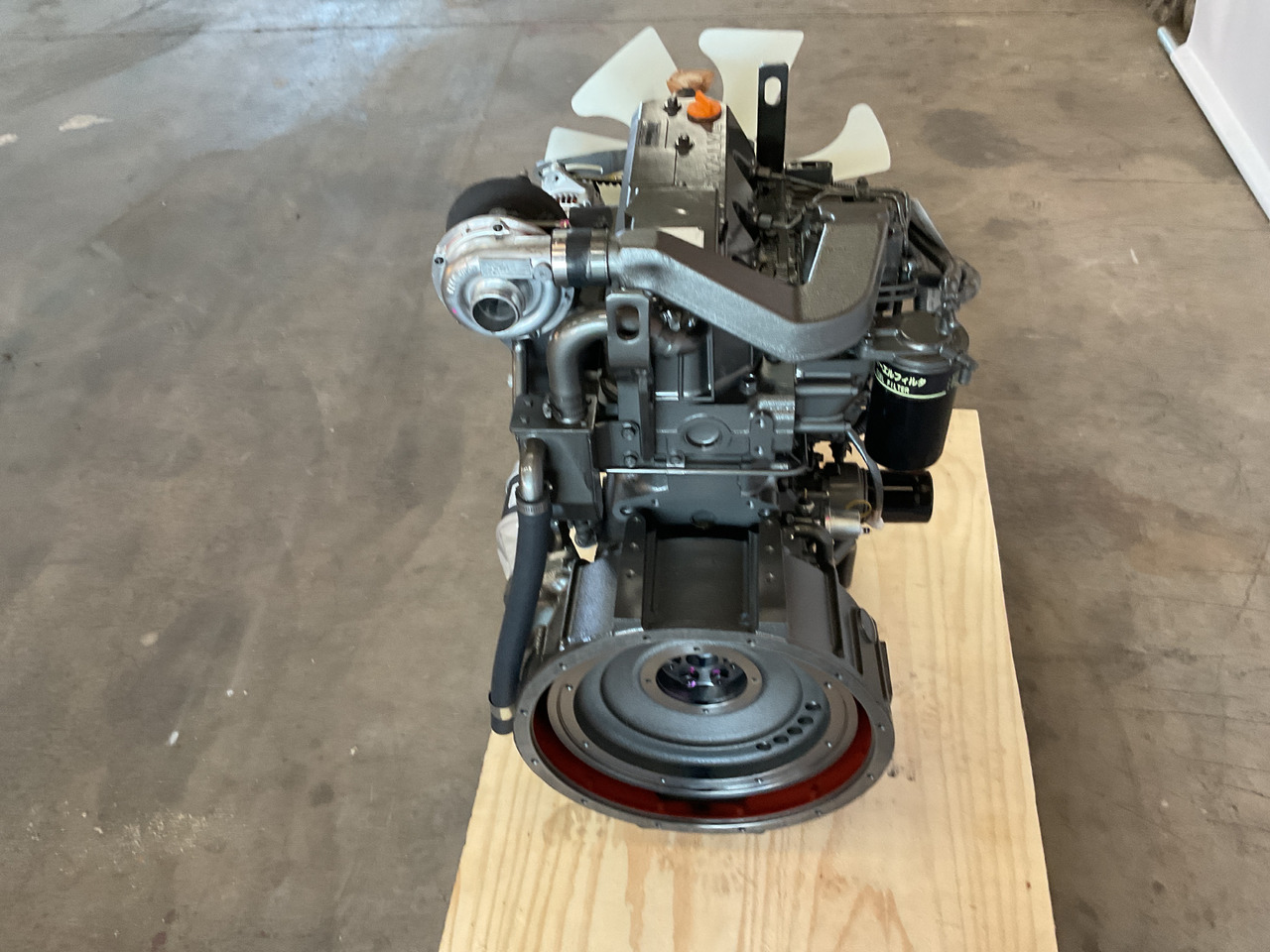 Yanmar 4TN106T - Engine: picture 4 Yanmar 4TN106T - Engine: picture 4