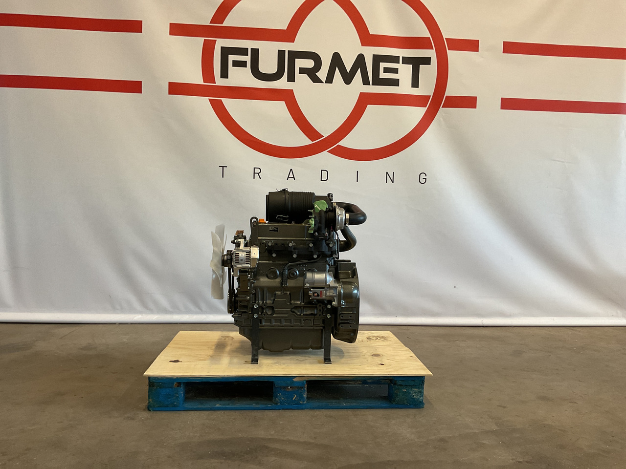 Yanmar 4TNV84T - Engine: picture 1 Yanmar 4TNV84T - Engine: picture 1