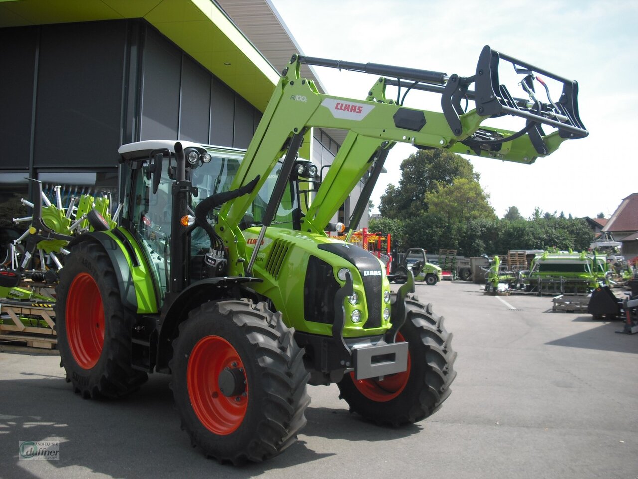 CLAAS Arion 420 Panoramic - Farm tractor: picture 3 CLAAS Arion 420 Panoramic - Farm tractor: picture 3