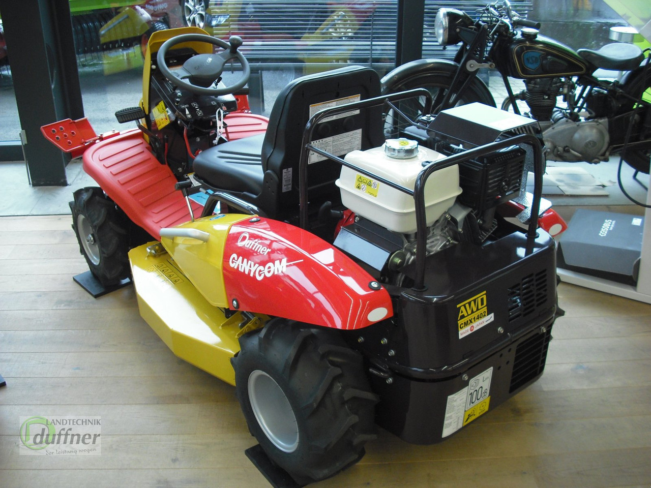 Canycom CMX 1402 - Lawn mower: picture 2 Canycom CMX 1402 - Lawn mower: picture 2