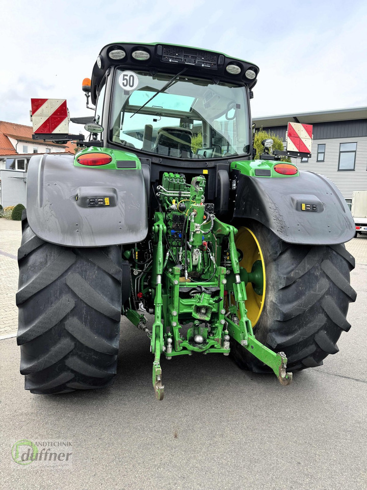 John Deere 6215R - Farm tractor: picture 5 John Deere 6215R - Farm tractor: picture 5