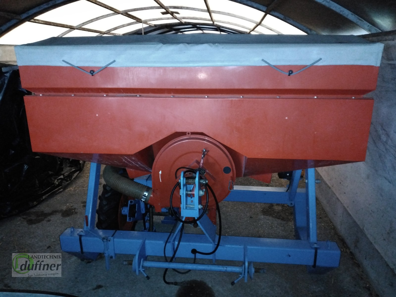 Monosem Fronttank Avant - Precision seeder: picture 1 Monosem Fronttank Avant - Precision seeder: picture 1
