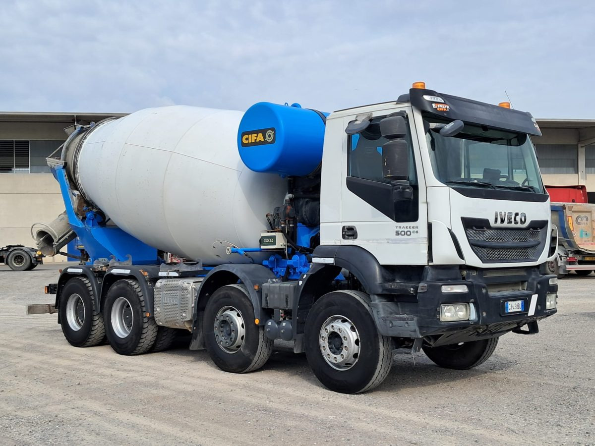 IVECO TRAKKER 500 CIFA RY1300 - Concrete mixer truck: picture 5 IVECO TRAKKER 500 CIFA RY1300 - Concrete mixer truck: picture 5