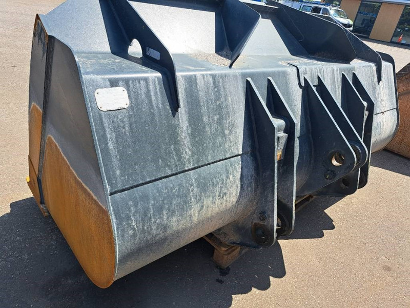 Wheel loader Hyundai HL 940: picture 6