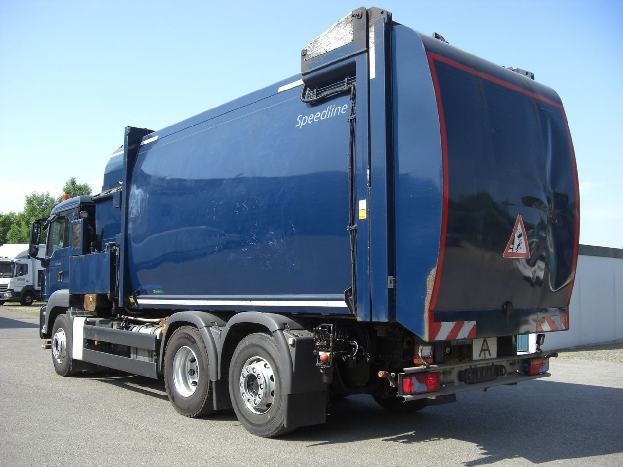 MAN 26360FNLL / SEITENLADER MAN 26360FNLL / SEITENLADER - Refuse truck: picture 4 MAN 26360FNLL / SEITENLADER MAN 26360FNLL / SEITENLADER - Refuse truck: picture 4