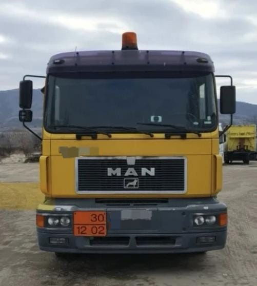 MAN 19.403 Tanker - Tanker truck: picture 1 MAN 19.403 Tanker - Tanker truck: picture 1