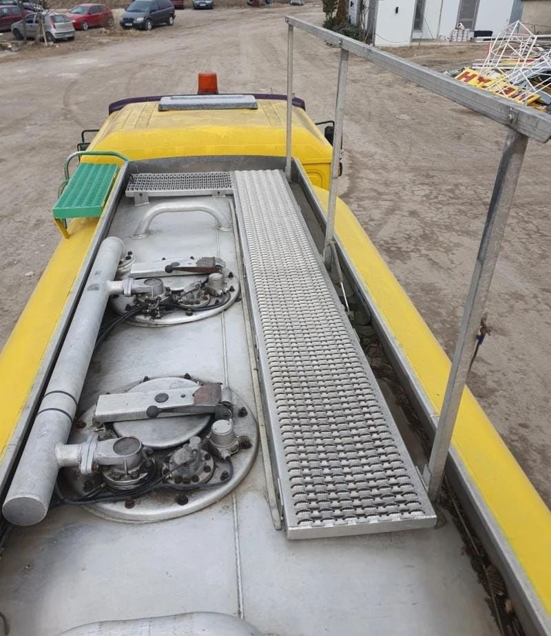MAN 19.403 Tanker - Tanker truck: picture 5 MAN 19.403 Tanker - Tanker truck: picture 5
