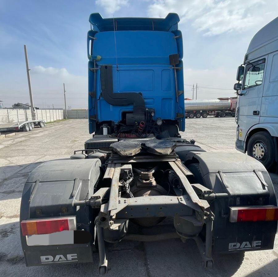 DAF CF 85.430 Tractor head - Tractor unit: picture 3 DAF CF 85.430 Tractor head - Tractor unit: picture 3