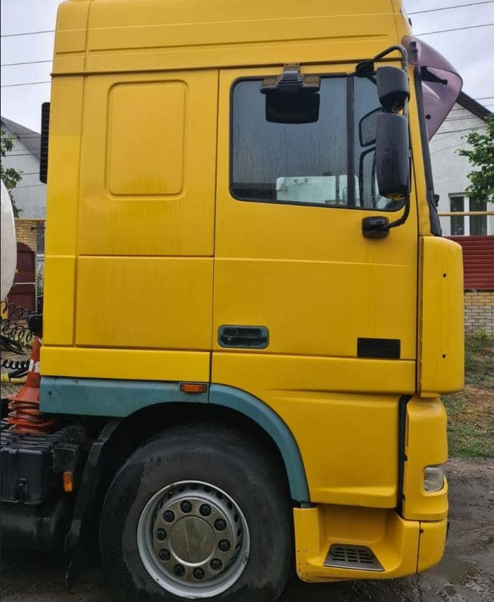 DAF XF 95 - Tractor unit: picture 2 DAF XF 95 - Tractor unit: picture 2