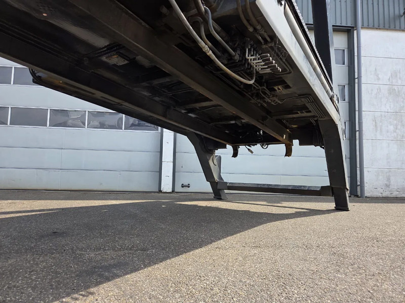 Diversen 14 ton Portaal systeem. haakarm en kabel systeem - Cable system truck: picture 4 Diversen 14 ton Portaal systeem. haakarm en kabel systeem - Cable system truck: picture 4