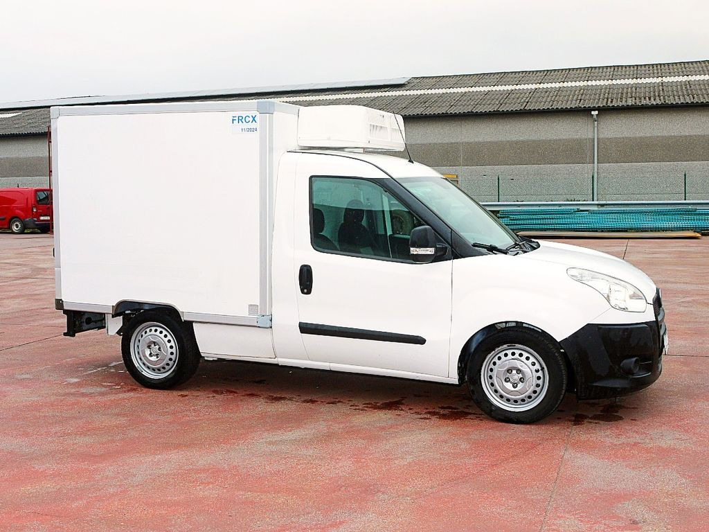Fiat 1.3 DOBLO KUHLKOFFER RELEC FROD TR22 -20C Fiat 1.3 DOBLO KUHLKOFFER RELEC FROD TR22 -20C - Refrigerated delivery van: picture 3 Fiat 1.3 DOBLO KUHLKOFFER RELEC FROD TR22 -20C Fiat 1.3 DOBLO KUHLKOFFER RELEC FROD TR22 -20C - Refrigerated delivery van: picture 3