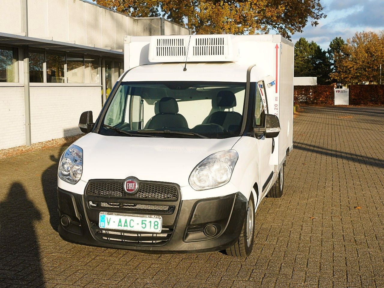 Fiat DOBLO 1.6 KUHLKOFFER CARRIER XARIOS -20 / AIRCO - Refrigerated delivery van: picture 4 Fiat DOBLO 1.6 KUHLKOFFER CARRIER XARIOS -20 / AIRCO - Refrigerated delivery van: picture 4