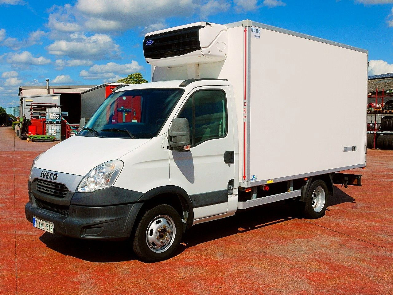 Iveco 35C13 DAILY KUHLKOFFER CARRIER XARIOS 600 MULTI - Refrigerated delivery van: picture 4 Iveco 35C13 DAILY KUHLKOFFER CARRIER XARIOS 600 MULTI - Refrigerated delivery van: picture 4