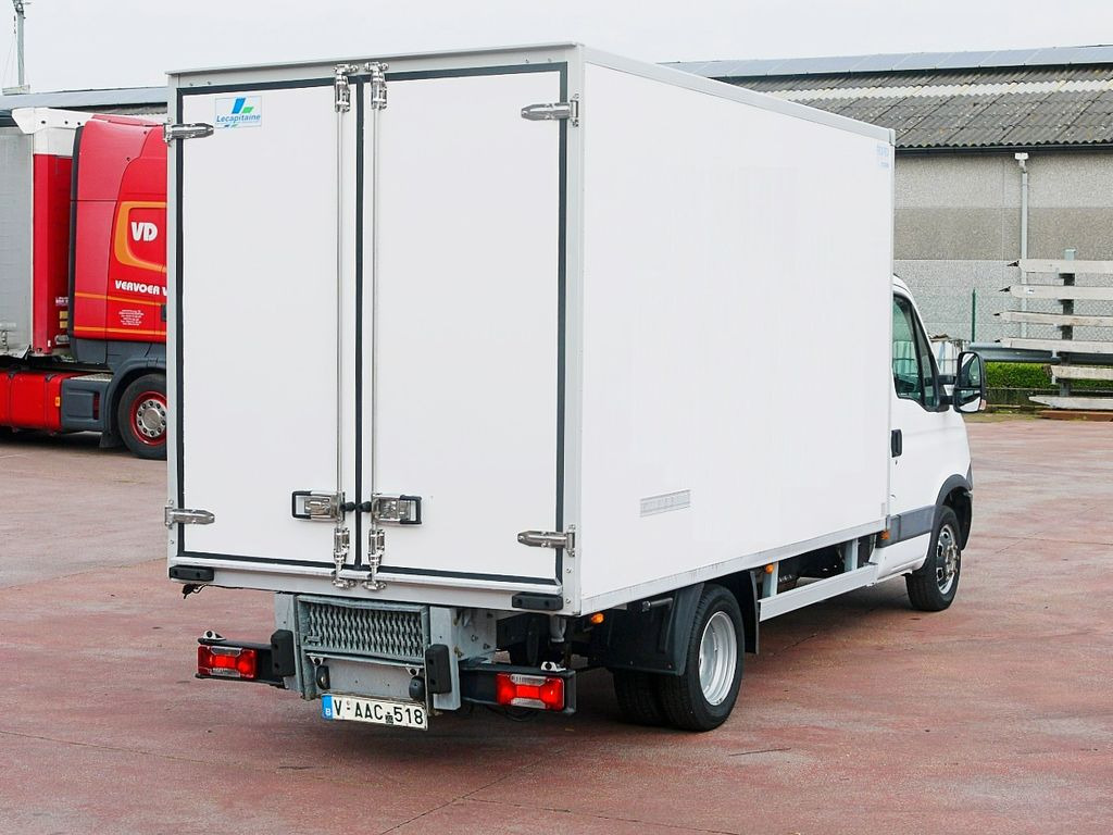 Iveco 35C15 3.0 DAILY KUHLKOFFER CARRIER XARIOS 600 MT Iveco 35C15 3.0 DAILY KUHLKOFFER CARRIER XARIOS 600 MT - Refrigerated delivery van: picture 5 Iveco 35C15 3.0 DAILY KUHLKOFFER CARRIER XARIOS 600 MT Iveco 35C15 3.0 DAILY KUHLKOFFER CARRIER XARIOS 600 MT - Refrigerated delivery van: picture 5