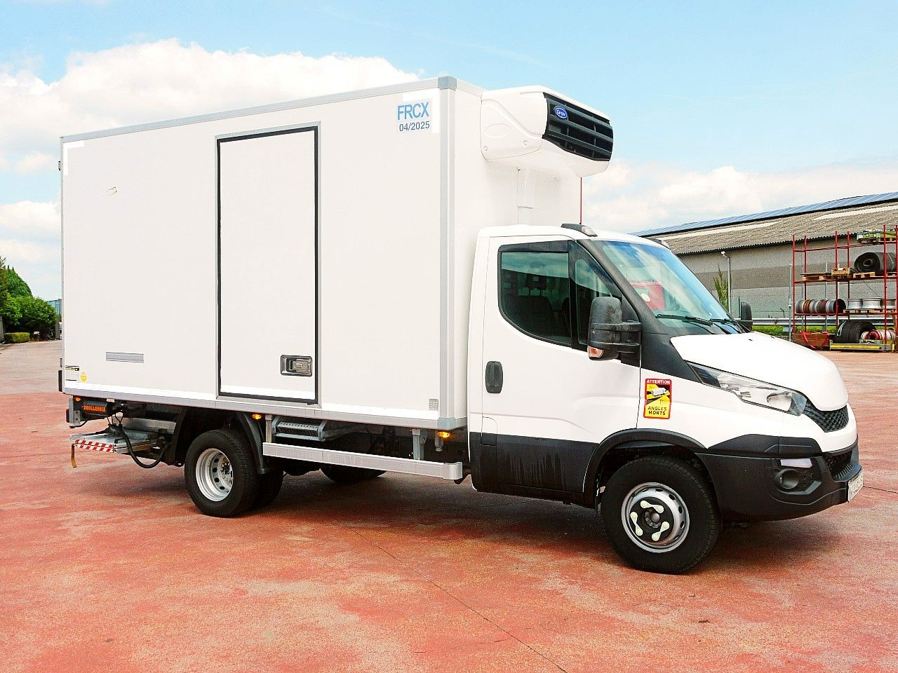 Iveco 70C17 KUHLKOFFER CARRIER XARIOS 500 A/C LUFT LBW - Refrigerated delivery van: picture 2 Iveco 70C17 KUHLKOFFER CARRIER XARIOS 500 A/C LUFT LBW - Refrigerated delivery van: picture 2