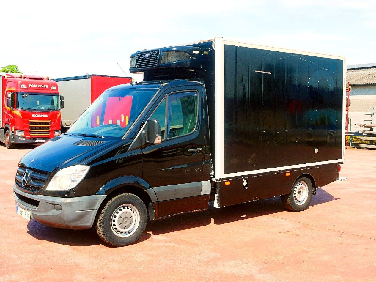 Mercedes-Benz 319 SPRINTER V6 KUHLKOFFER CARRIER PULSOR 600 MT - Refrigerated delivery van: picture 4 Mercedes-Benz 319 SPRINTER V6 KUHLKOFFER CARRIER PULSOR 600 MT - Refrigerated delivery van: picture 4