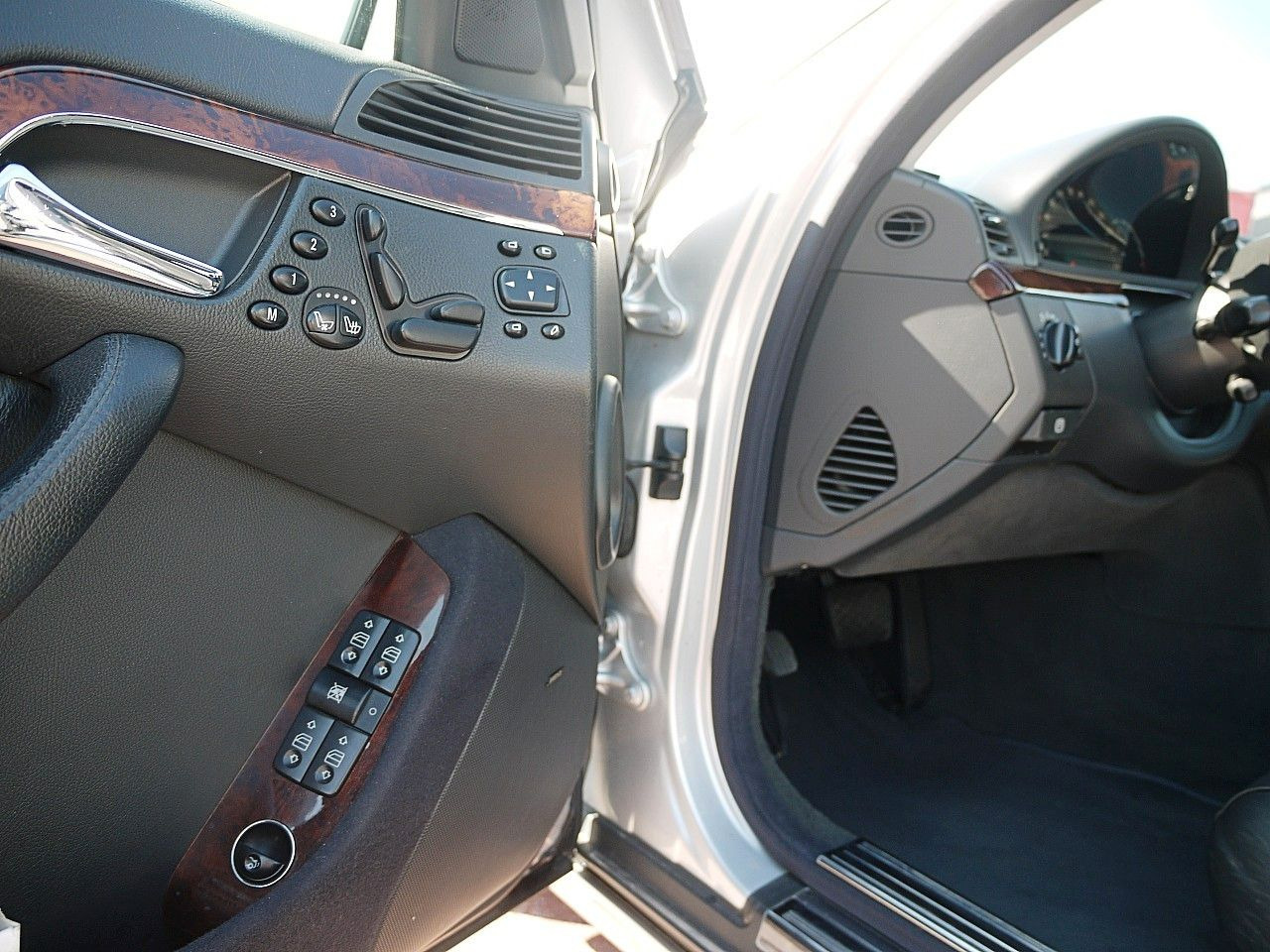 Saloon car Mercedes-Benz COMAND Bi-XENON SCHIEBEDACH SOFTCLOSE ...: picture 10