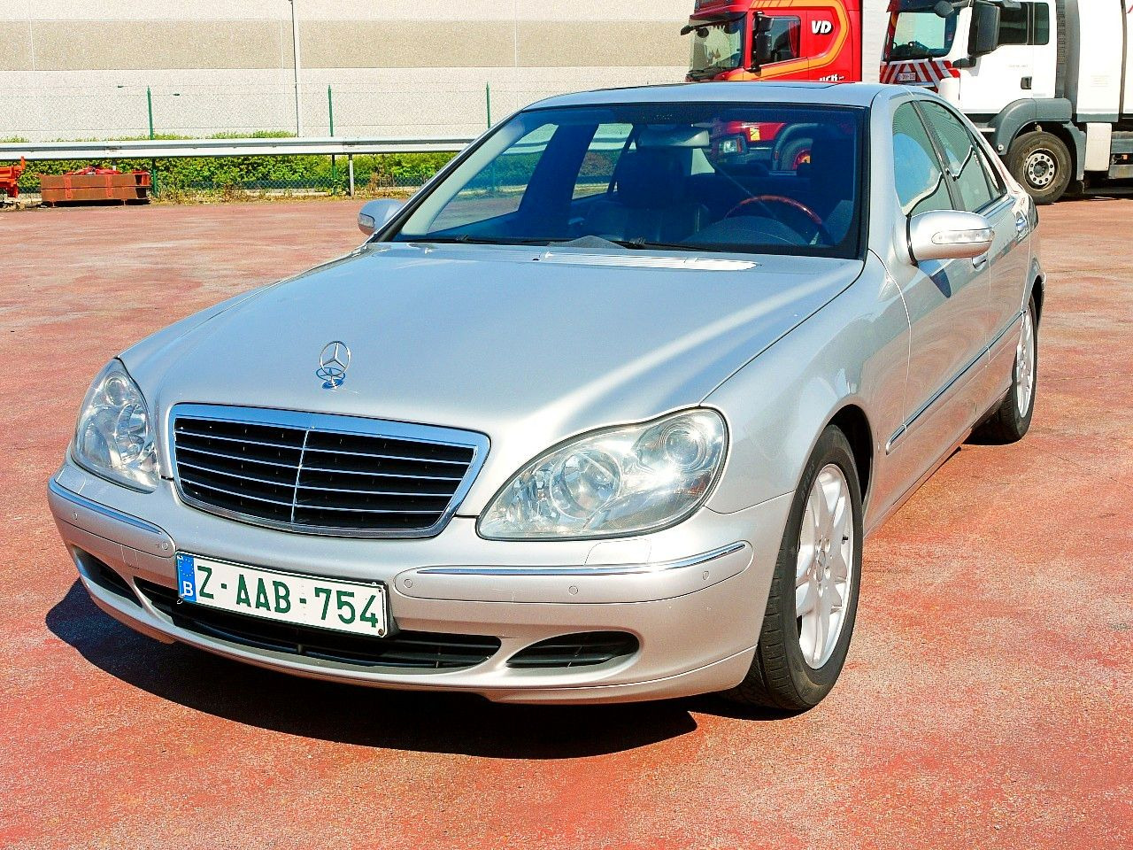 Mercedes-Benz COMAND Bi-XENON SCHIEBEDACH SOFTCLOSE ... - Saloon car: picture 5 Mercedes-Benz COMAND Bi-XENON SCHIEBEDACH SOFTCLOSE ... - Saloon car: picture 5