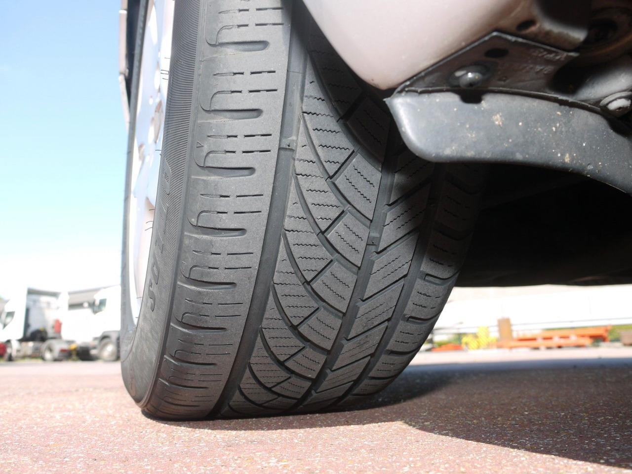 Saloon car Mercedes-Benz COMAND Bi-XENON SCHIEBEDACH SOFTCLOSE ...: picture 18