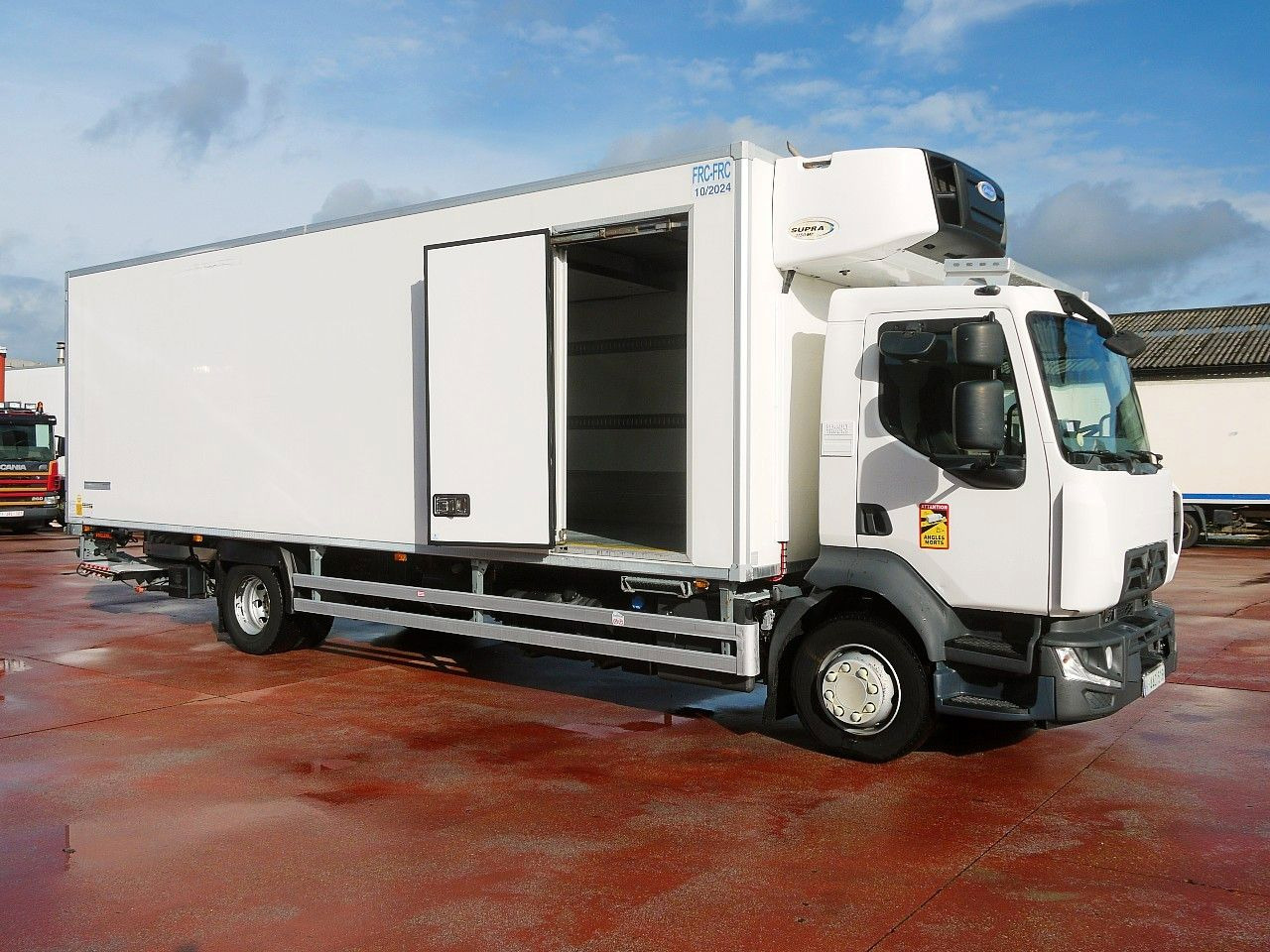 Renault D 16.250 KUHLKOFFER CARRIER SUPRA 1150MT A/C - Refrigerated truck: picture 3 Renault D 16.250 KUHLKOFFER CARRIER SUPRA 1150MT A/C - Refrigerated truck: picture 3